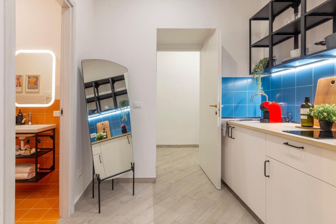 Cool And Stylish City Apartment - Wifi Trieste Bagian luar foto
