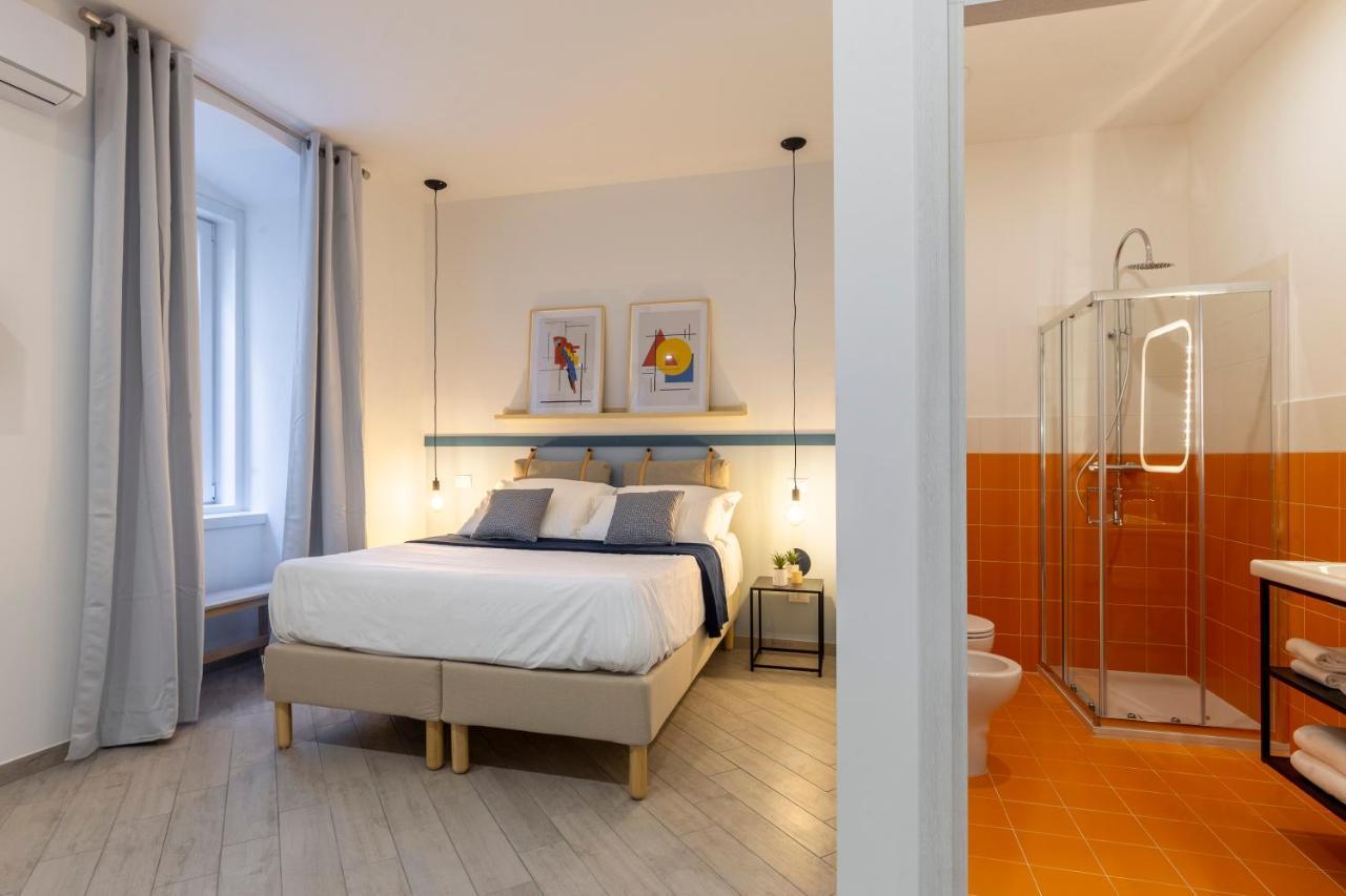 Cool And Stylish City Apartment - Wifi Trieste Bagian luar foto